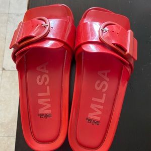 Beach slippers